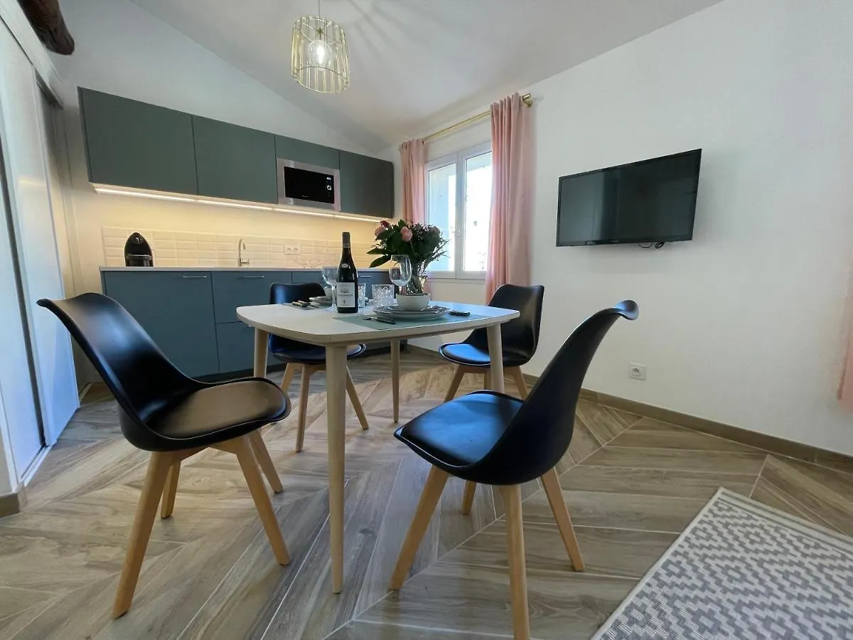 Nice Renting - Massena - Loft - Heart Of Vieil Antibes - The Market With Sea View Apartment